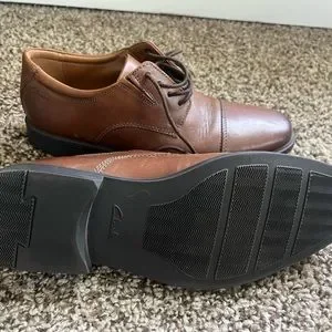 Clarks | Shoes | Clarks Whiddon Cap Dark Tan Mens Dress Shoe  display picture 2
